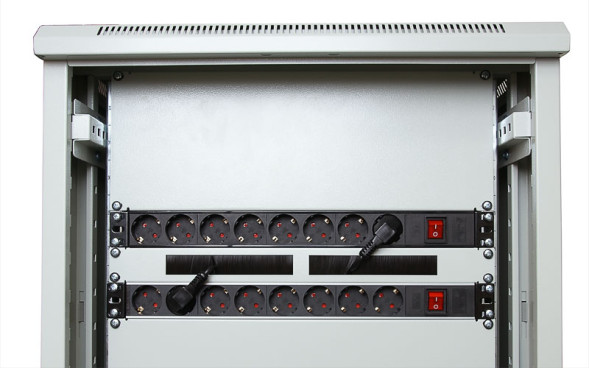 Блок распределения питания Cabeus PDU-8I-2IEC (7291c)