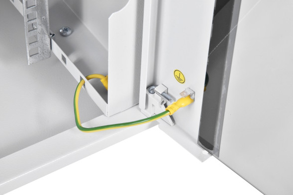 Шкаф телекоммуникационный ЦМО ШРН-Э-6.650