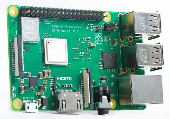 Микрокомпьютер Raspberry Pi 3 Model B+ (BCM2837B0 @ 1400 MHz Quad Core / 1 GB RAM)